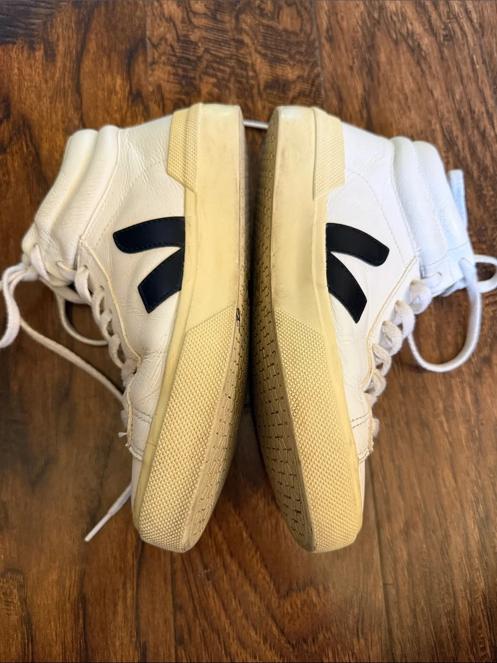 Veja Minotaur High-Top Sneakers with Black V, size 6